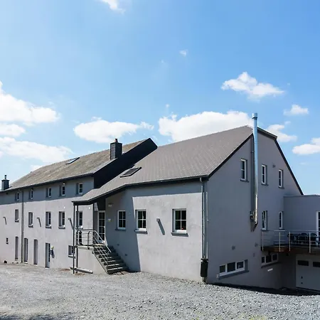 Group Escape In Mellier